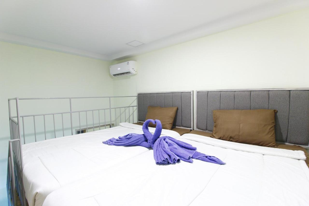 Urbanest Inn House Slipi Jakarta Rum bild